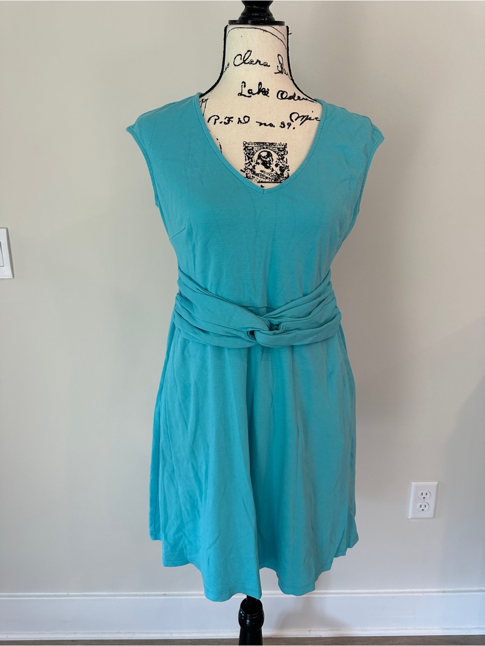 New York & Co Bright Turquoise sleeveless waist defining mini dress pockets M